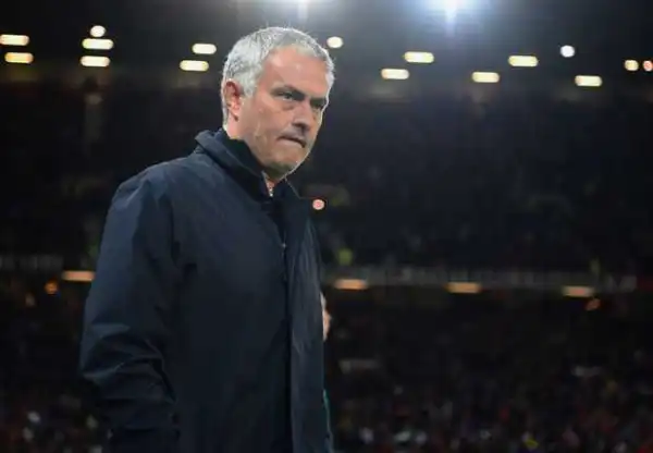 FA Explains Why They Fined Man United Boss Jose Mourinho!